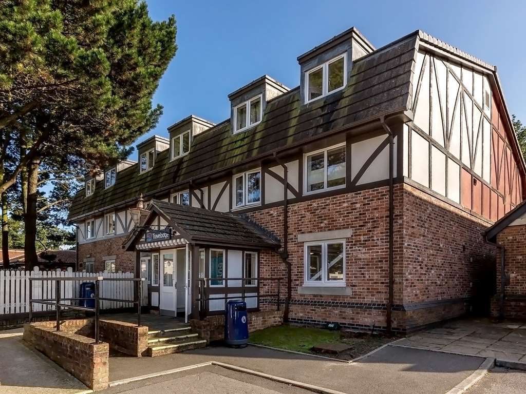 Travelodge Bournemouth Cooper Dean 外观 照片